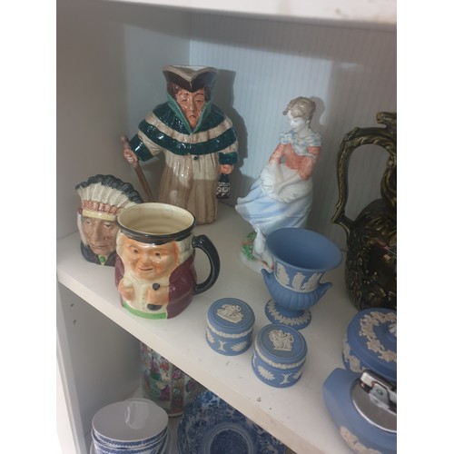 147 - Shelf Of Collectables Doulton, Wedgwood. Woods etc