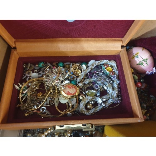 37 - A Large Box Of Costume Jewellery To Include Brooches, Necklaces, Watches Ear Rings etc