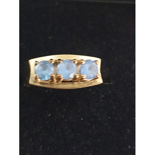 8 Ct Gold Ladies 3 Blue Stone Ring Size n/o 5g Hallmark 333