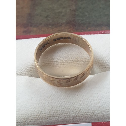 1 - 9ct Yellow Gold Wedding Band 3.22g Size Q