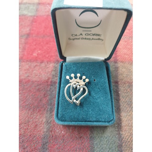 6 - 9ct Yellow Gold Ola Gorrie Luckenbooth Brooch With Box