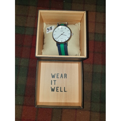 38 - Gents New Timex Indiglo Sports Watch In Original Box Needs Battery