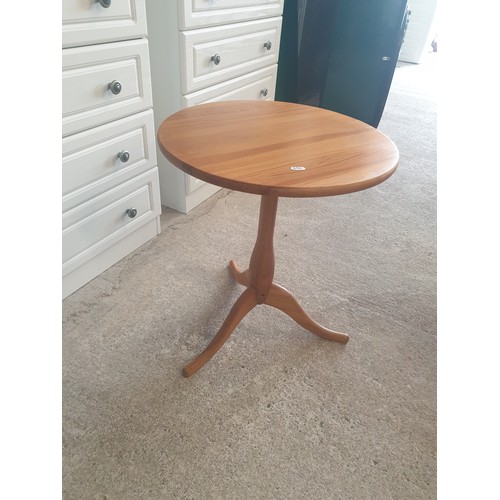 350 - Nice Little Clean Pine Tri Leg  Wine Table