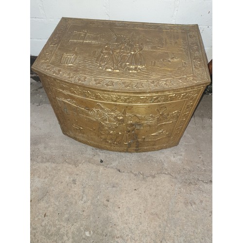 400 - Georgian Milking Stool And Large Brass Log Chest