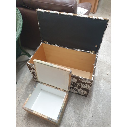 344 - Nice Linen Chest And Slipper Box Stool