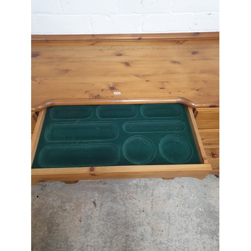 334 - Ducal Pine Knee Hole Desk With 4 Drawers Either Side 148 x 75 x 46 cm