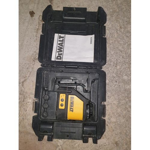 324 - Dewalt Laser Level In Fitted Case