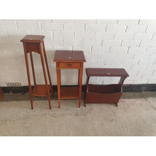 262 - Selection of furniture; Plant Stand , Small Table with 1 Drawer Front And Undershelf with Magazine R... 