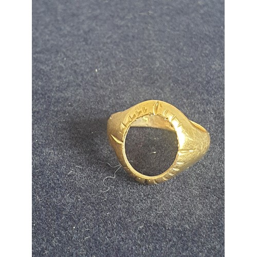 7 - 9ct Gold Scrap Ring.  3.87grams.