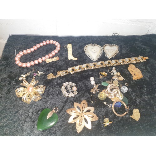 35 - Selection Of Costume Jewellery To Include Silver Filligree Brooch etc