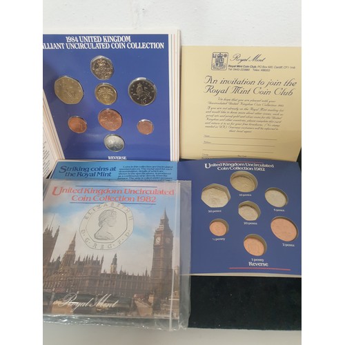 34 - Selection Of Assorted Crowns and 3 Sets Mint Coins With Sealed European Community 1992 £1 Note