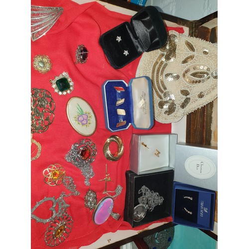 29C - Large Box Of Costume Jewellery  To Include Large Scottish Plaid Brooch  Beaded Hand Bag etc