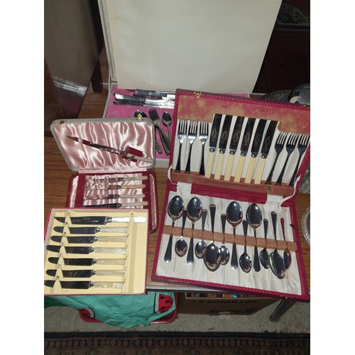 242 - Boxed Canteen Of Cutlery Viners Spring Rose, Canteen Of Cutlery and Box Tea Knifes With Cheese Knife