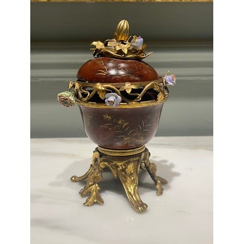 78 - A fine ormolu and scarlet Japanese lacquer potpourri bowl and cover on an ormolu stand of six feet. ... 