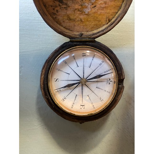 101 - From the Collection of Admiral Grindall and by descent.A late 18th Century compass with hand-painted... 