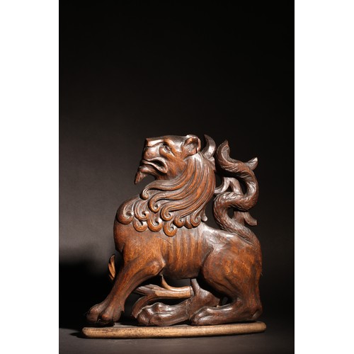60 - A Large Antique Wooden Carving of a Lion.Property of a Distinguished Gentleman of Title.Dimensions: ... 