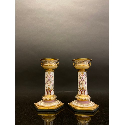 214 - To be sold without reserve.A Pair of Worcester (Barr Flight and Barr) Urns on StandCirca 1810Painted... 