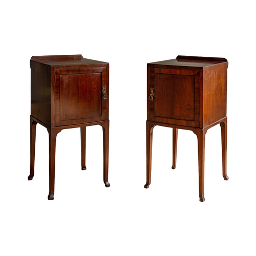29 - 19th CenturyA pair of pot cupboardsMahogany Dimensions:30 in. (H) x 14.5 in. (W) x 15 in. (D)... 