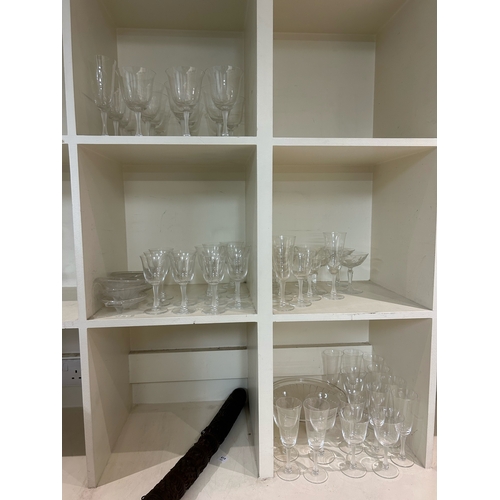 465 - To be sold without reserveProperty of a LadyLalique, a set of assorted glassesC.1980sDimensions:Vari... 