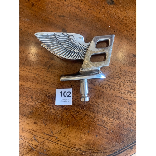 102 - To be sold without reserveProperty of a LadyA chrome Bentley car mascot, vintage, 'Flying B'Dimensio... 