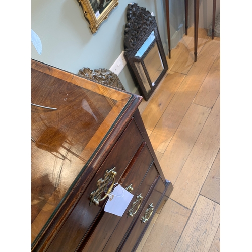 27 - Property of a gentlemanGeorge IIIA mahogany chest of drawers Dimensions:33 in. (H) x 30.5 in. (W) x ... 