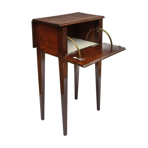 266 - Early 19th Century, EnglishA near pair of articulated mahogany bedside/side tables with excellent br... 