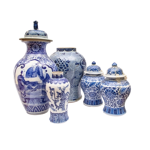 458 - Six blue and white Oriental export porcelain urnsDimensions:Varying in size from 21 in. (H) to 13 in... 