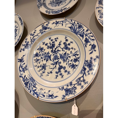 456 - 18th centuryA large blue and white Chinese export porcelain plateOld label to underside: 'Kang Xi pl... 