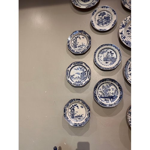 461 - Fourteen blue and white Chinese export platesSeveral with collectors' labels to the undersideDimensi... 