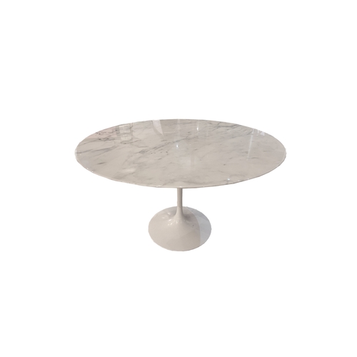 197 - 20th CenturyFlorence Knoll (1917 - 2019)Round table with marble top and four chairsDimensions:(Chair... 