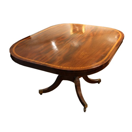 225 - 19th CenturyA mahogany oval breakfast tableWith inlay Dimensions:... 