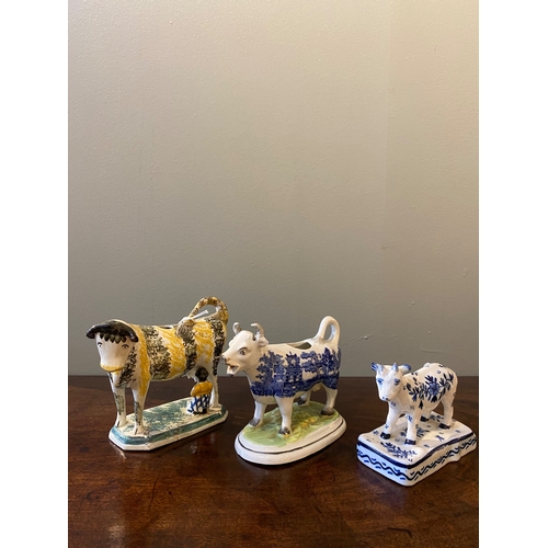 438 - To be sold with no reserveProperty of a LadyEnglish19th/20th CenturyA selection of porcelain figurin... 