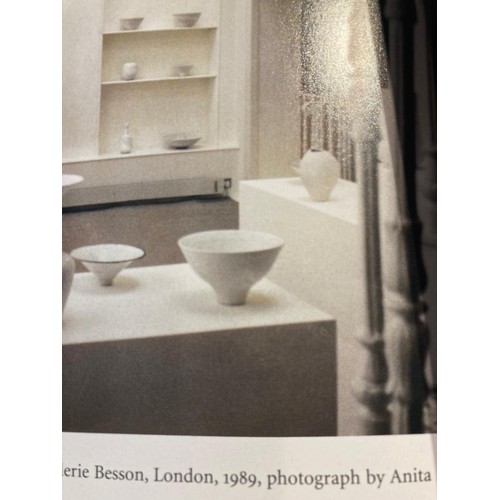 293 - Dame Lucie Rie (1902 - 1995)A white ceramic bowlProvenance:Galerie Besson, London, 1989;property of ... 