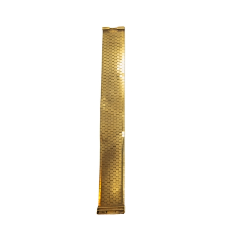 179 - British1971A 9 carat gold textured brick link braceletWith concealed claspWeight: Approx. 54.45 gram... 