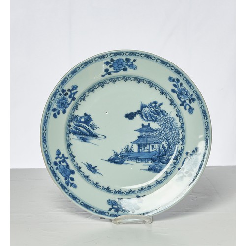 666 - Chinese18th centuryAn assorted lot of 'Nanking Cargo' porcelainProvenance: Christie’s, Amsterdam, ‘T... 