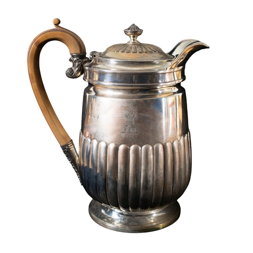 123 - George IIIc. 1816A coffee potSilverHallmarked, stamped Rebecca Emes & Edward Barnard, London620.... 