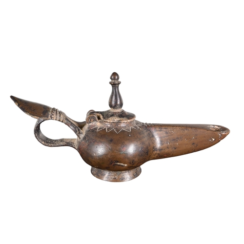 312 - IslamicA bronze oil lampTo be sold without reserveFrom the Dr Mohammed S Farsi CollectionDimensions:... 