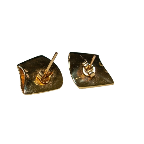 48 - MikomotoJapaneseA pair of cultured pearl and yellow gold earringsWeight: Approx. 6 grams... 