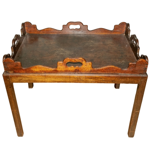 337 - Englishc.1800A butlers trayMahogany From the Gaia Servadio CollectionDimensions:24 in. (H) 31 i... 