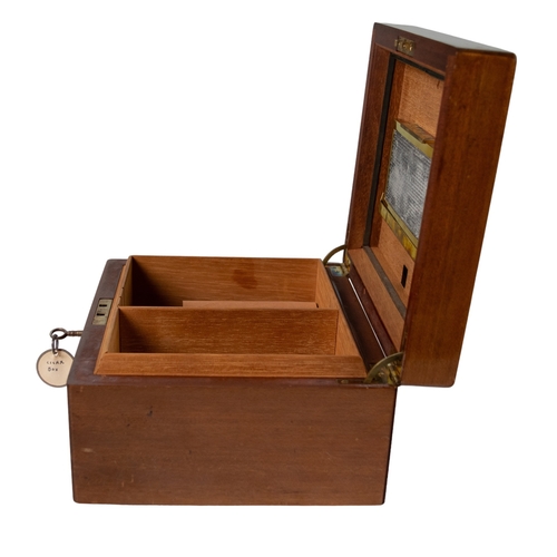 498 - BritishCirca 1970A walnut humidor