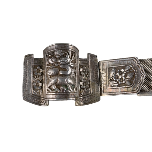 100 - PersianCirca 1880-1900An Indian silver mesh beltWith a repoussé claspDimensions: 82 cm. (L)&n... 