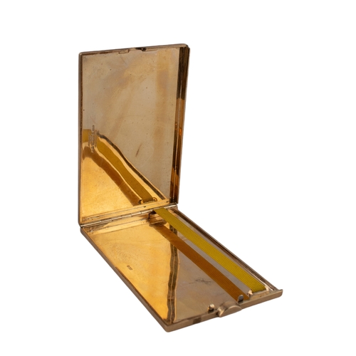 119 - Birmingham1940A 9 carat gold engine turned cigarette caseOf rectangular shape, 'The Belvoir'Weight: ... 