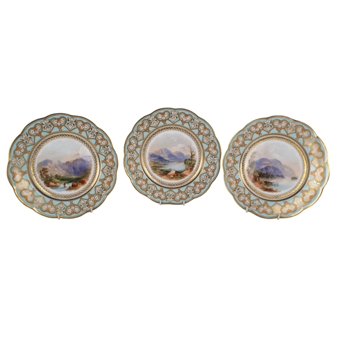 678 - Davenport Longport, Staffordshire19th centuryA fine dessert service, comprising 20 hand painted plat... 