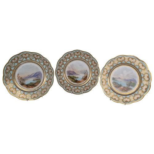 678 - Davenport Longport, Staffordshire19th centuryA fine dessert service, comprising 20 hand painted plat... 