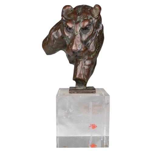 158 - Dylan Lewis (South African, b. 1964)Bronze maquette of a crouching big catOn a plexiglass baseSigned... 