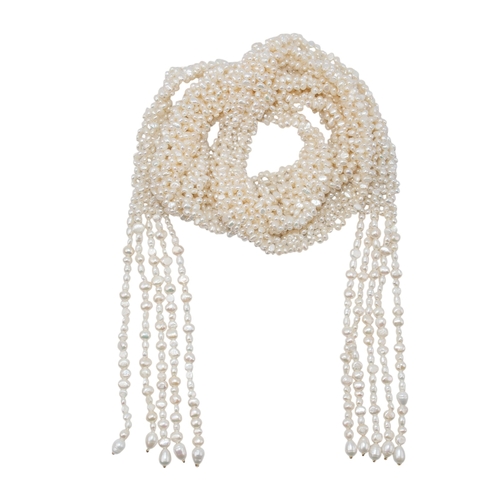 24 - Ezmaralda GordonContemporaryA fresh water pearl torsade necklaceWeight: Approx. 251.18 gramsDimensio... 