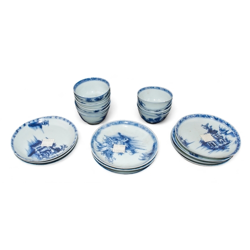 404 - Chinese18th centuryTwenty pieces of ‘Nanking Cargo’ porcelain, to include ten saucers an... 