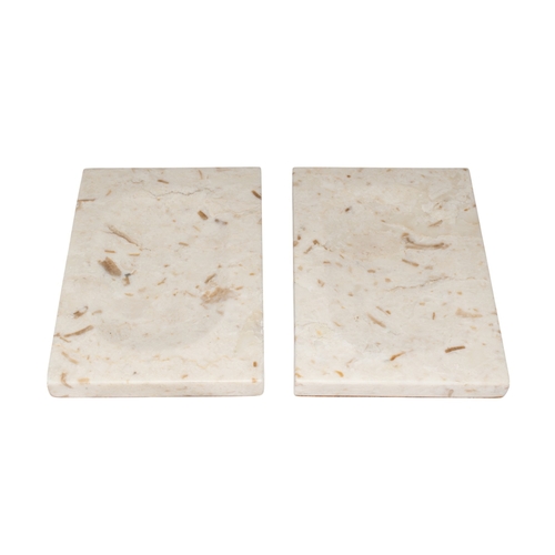 539 - Two hardstone soap dishesDimensions:7.75 in. (L)To be sold without reserve... 