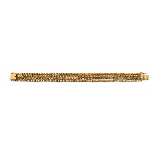 120 - ContinentalCirca 1960An 18 carat yellow gold four row flexible link chain braceletWeight: Approx. 22... 