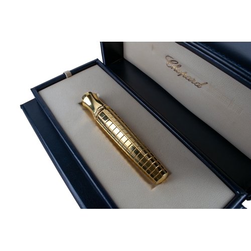 667 - ChopardSwissCirca 2000A Plume Bouchon Cube twister fountain penIn the original leather box and outer... 